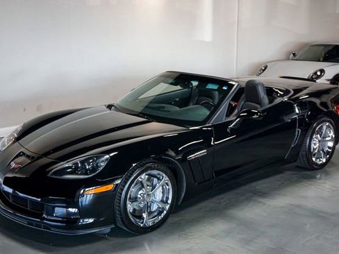 Used 2011 Chevrolet Corvette Grand Sport w/ Preferred Equipment Group image 57