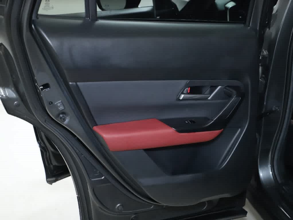 Certified 2025 MAZDA CX-50 AWD 2.5 Hybrid w/ Premium Pkg image 13