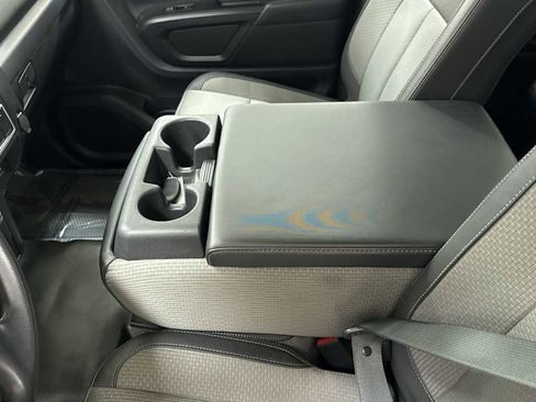 Used 2019 Nissan Titan S w/ S Utility Package image 22