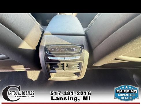 Used 2020 Cadillac XT5 Premium Luxury AWD/4WD image 20