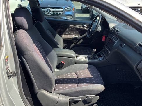 Used 2002 Mercedes-Benz C 230 Coupe image 8