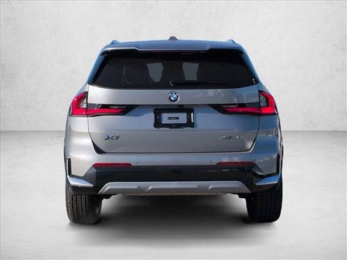 New 2026 BMW X1 xDrive28i w/ Technology Package AWD/4WD image 8