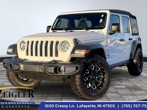 Used 2018 Jeep Wrangler Unlimited Sport image 1