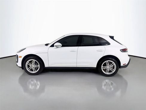 Certified 2023 Porsche Macan Turbo AWD/4WD image 2