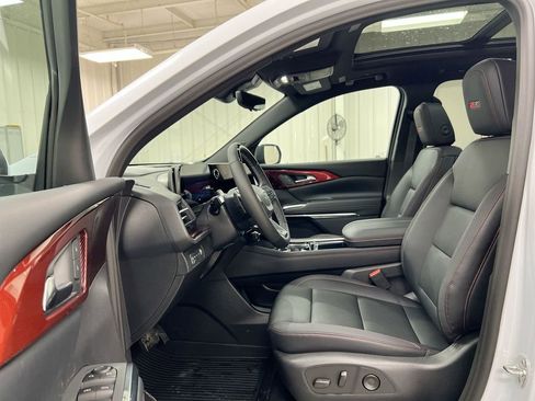 New 2026 Chevrolet Traverse Z71 w/ Enhanced Driving Package image 21