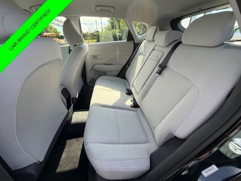 Used 2024 Hyundai Kona SE AWD/4WD image 33