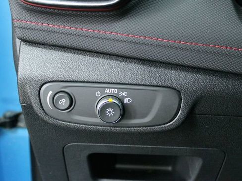 Used 2025 Chevrolet TrailBlazer RS w/ Convenience Package image 15