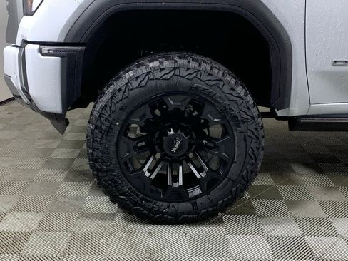 New 2026 GMC Sierra 2500 Denali w/ Denali Reserve Package image 12