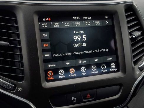 Used 2020 Jeep Cherokee Trailhawk w/ Cold Weather Group image 22