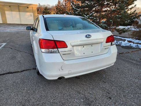 Used 2014 Subaru Legacy 2.5i Premium image 8
