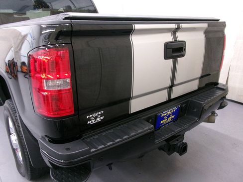 Used 2015 GMC Sierra 3500 Denali w/ Duramax Plus Package AWD/4WD image 11