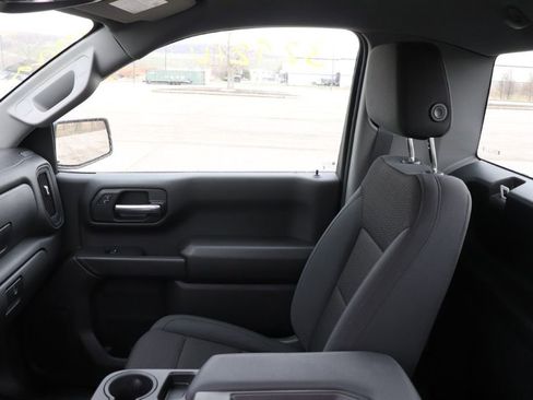 Used 2025 Chevrolet Silverado 1500 W/T RWD image 13