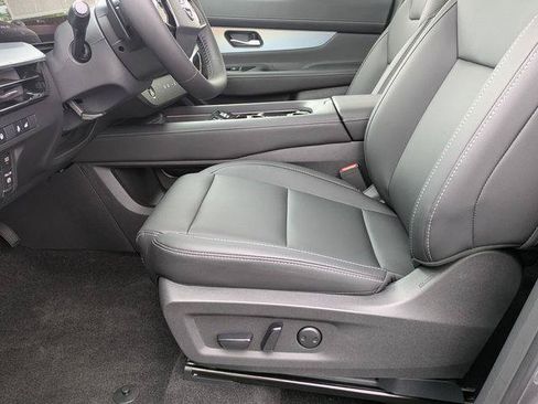 Used 2025 Nissan Murano SL AWD/4WD image 11