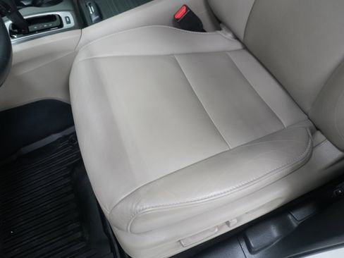 Used 2017 Honda Pilot EX-L image 12