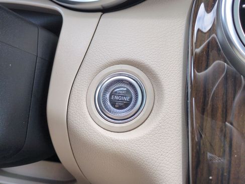 Used 2022 Mercedes-Benz GLC 300 image 27