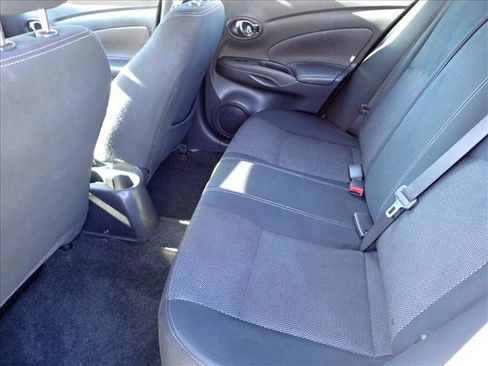 Used 2017 Nissan Versa SV image 8