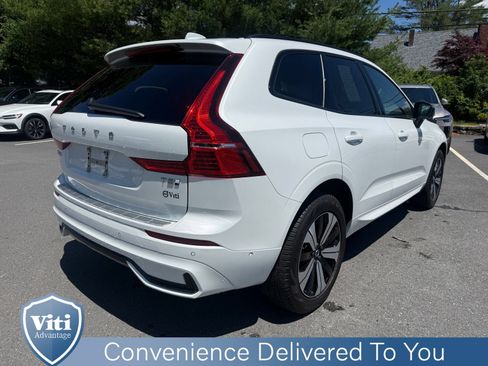 Certified 2025 Volvo XC60 T8 Plus w/ Protection Package Premier AWD/4WD image 8