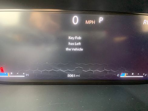 Used 2025 Jeep Compass Trailhawk w/ Trailhawk Elite Group image 19