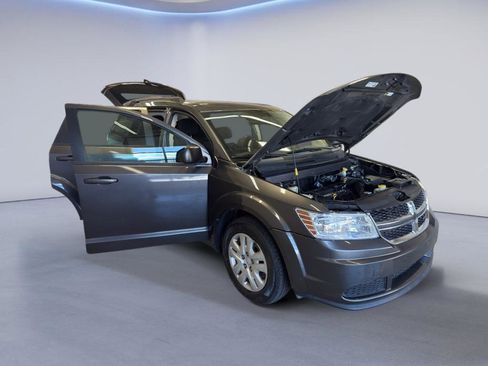 Used 2016 Dodge Journey SE image 8