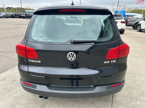 Used 2012 Volkswagen Tiguan S FWD image 6