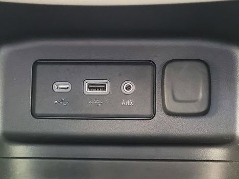 Used 2020 Chevrolet Equinox LS image 14