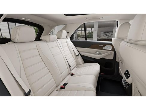New 2026 Mercedes-Benz GLE 350 4MATIC image 5