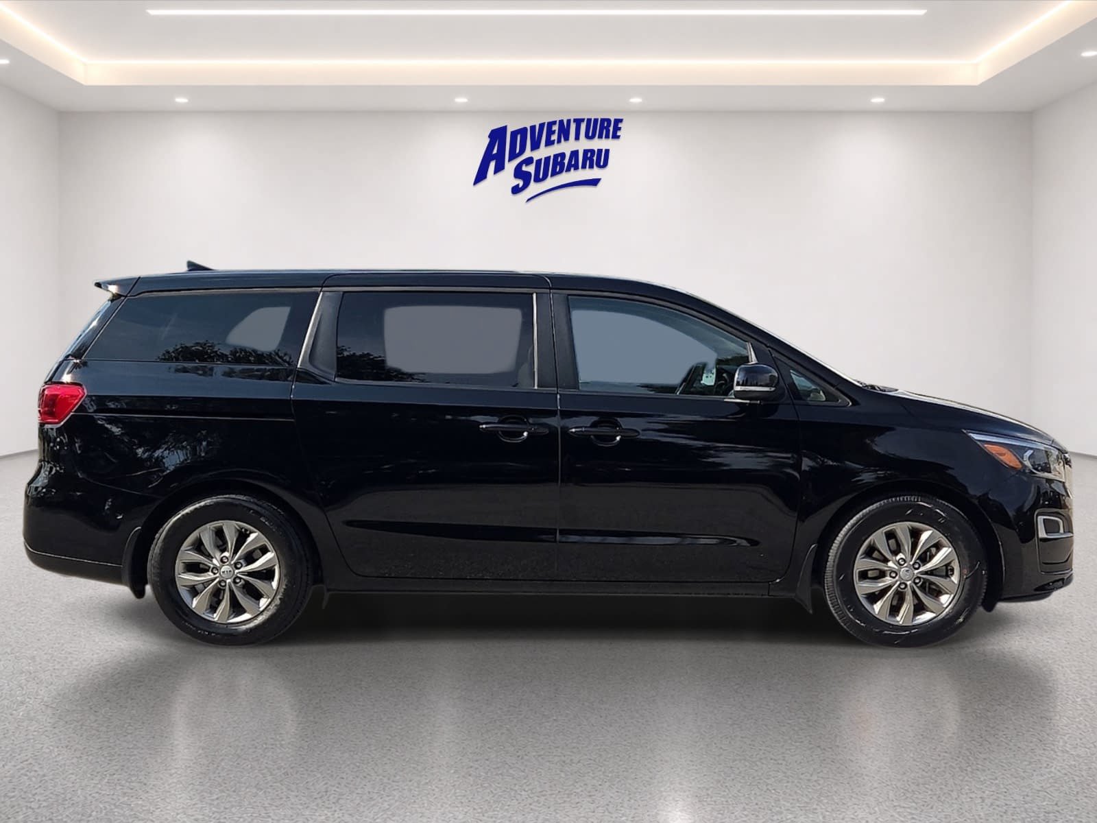 Used 2020 Kia Sedona LX FWD image 7
