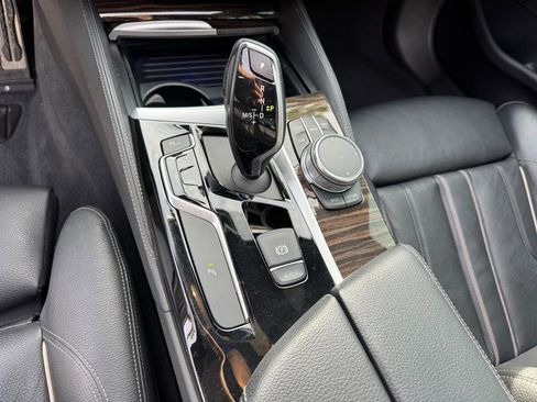 Used 2019 BMW 540i 540i w/ M Sport Package image 14