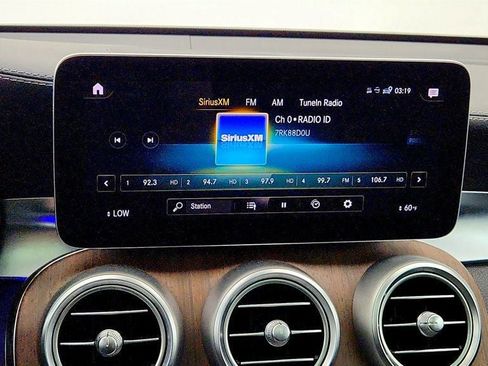 Used 2020 Mercedes-Benz GLC 300 4MATIC image 17