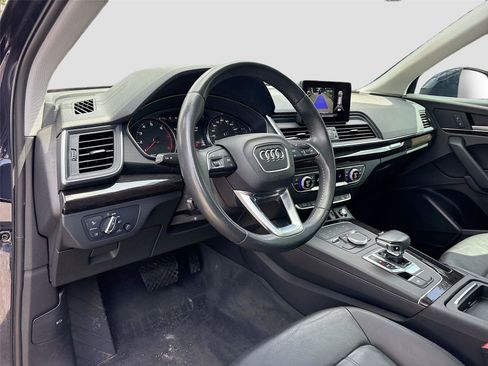 Used 2020 Audi Q5 2.0T Premium w/ Convenience Package AWD/4WD image 9