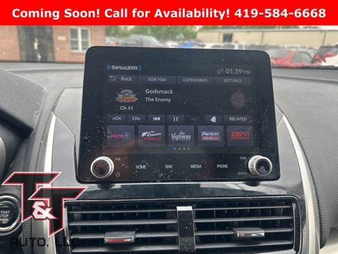 Used 2022 Mitsubishi Eclipse Cross FWD image 13