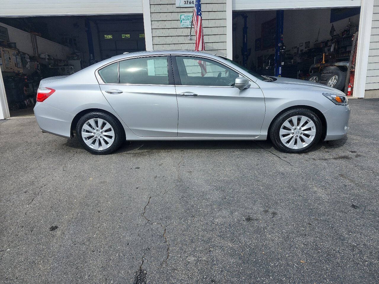 Used 2015 Honda Accord EX-L image 3