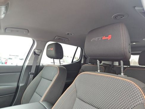 Certified 2023 GMC Acadia AT4 image 34