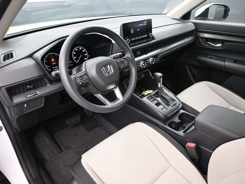 Used 2023 Honda CR-V LX image 11