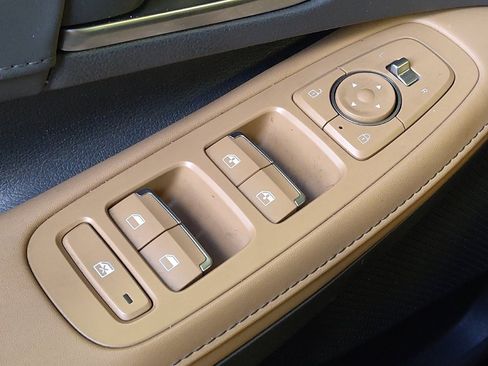 Used 2021 Hyundai Sonata Limited w/ Preferred Accessory Package FWD image 27
