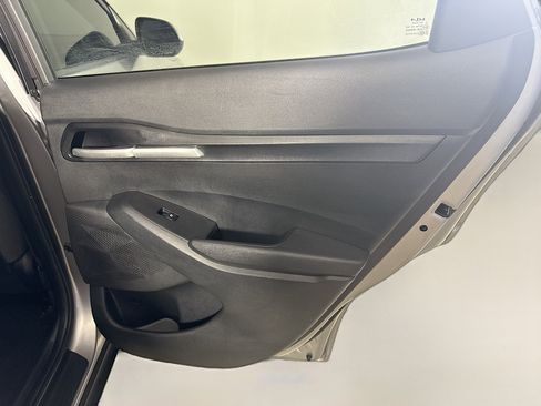 Used 2022 Kia Seltos LX image 27