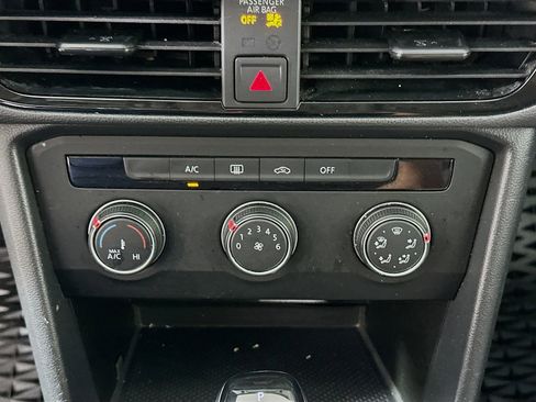 Used 2022 Volkswagen Taos S w/ IQ Drive S Package image 22