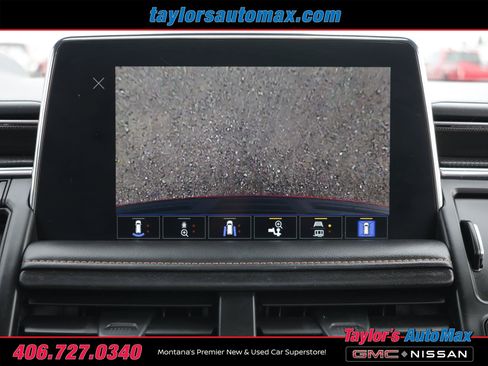 Used 2024 GMC Yukon AT4 w/ Technology Package AWD/4WD image 21