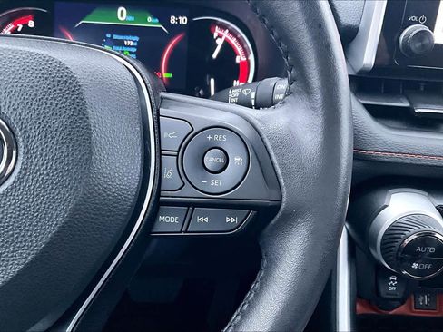 Used 2024 Toyota RAV4 Adventure image 24