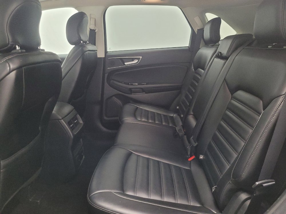 Used 2019 Ford Edge SEL w/ Equipment Group 201A FWD image 18