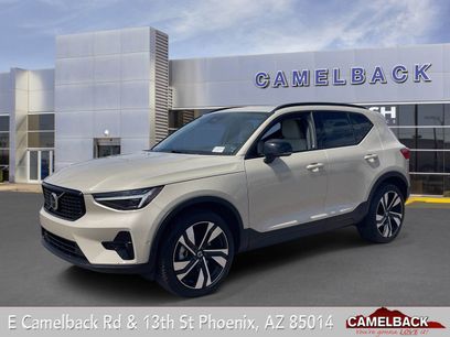 Used 2025 Volvo XC40 B5 Plus w/ Climate Package