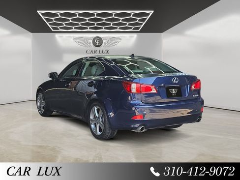 Used 2011 Lexus IS 250 w/ Premium Pkg Value Edition RWD image 3