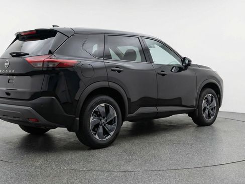 Used 2025 Nissan Rogue SV AWD/4WD image 9