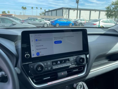 Used 2025 Toyota Grand Highlander FWD image 20