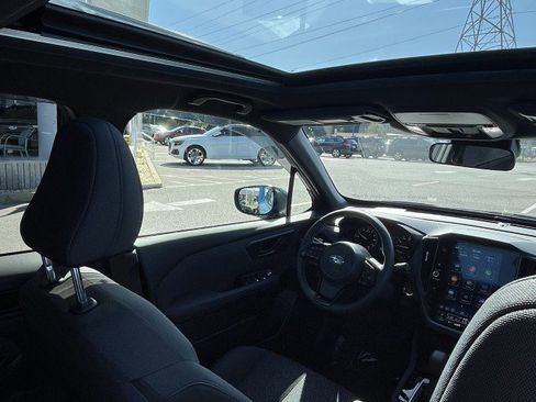 Used 2025 Subaru Forester Premium image 15