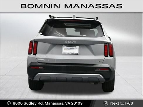 Used 2023 Kia Sorento SX Prestige image 4