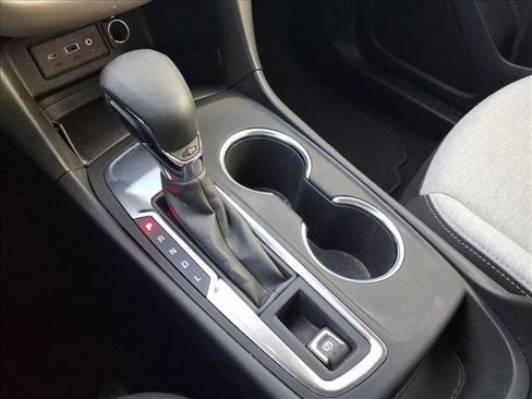 Used 2022 Chevrolet Equinox LS w/ LS Convenience Package image 27