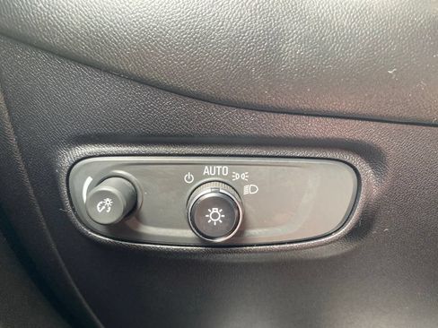 Used 2019 Chevrolet Equinox LT AWD/4WD image 23