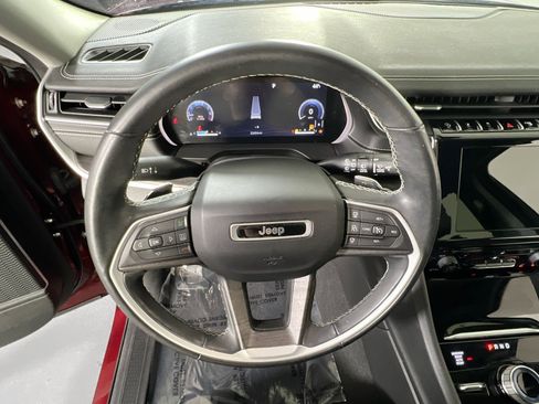 Used 2021 Jeep Grand Cherokee L Limited image 11