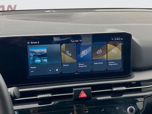 Used 2026 Kia Sportage LX w/ LX Convenience Package image 17